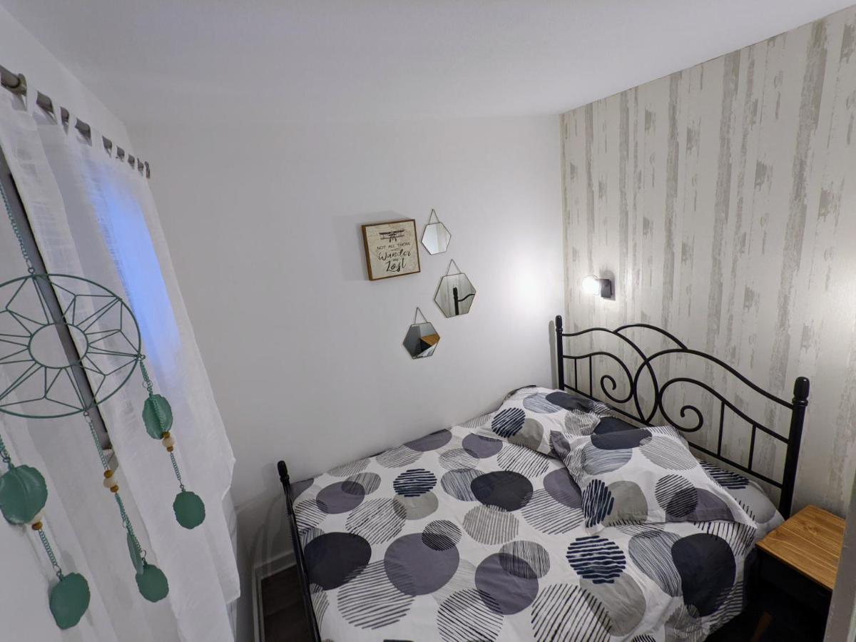 Lovely Holiday Cocoon In Канни Екстер'єр фото